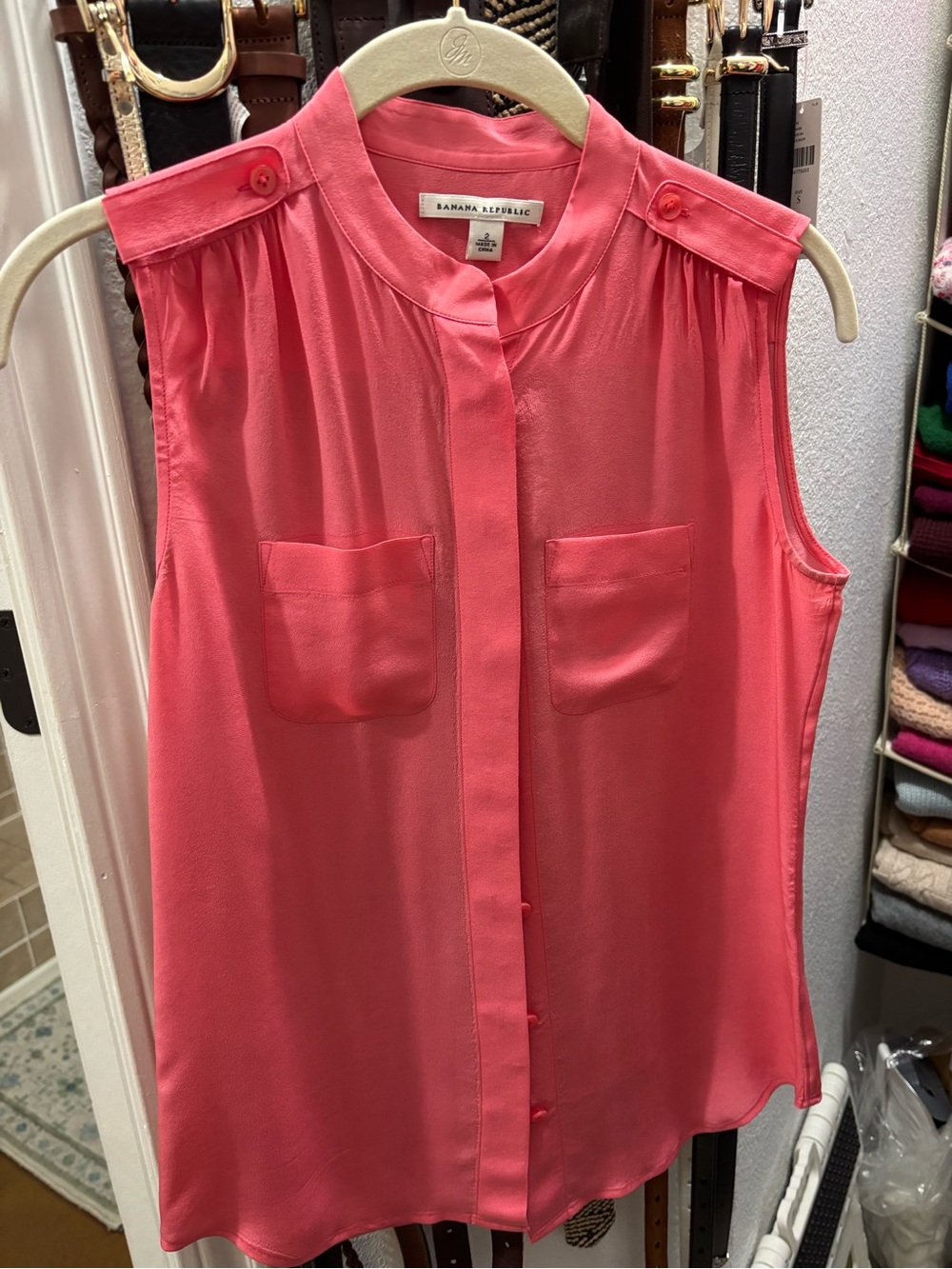 Banana Republic Coral-Pink Sleeveless Button-Front Shell
